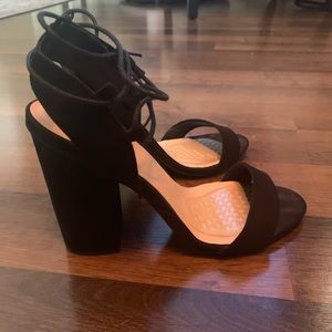 Black block wedge heels